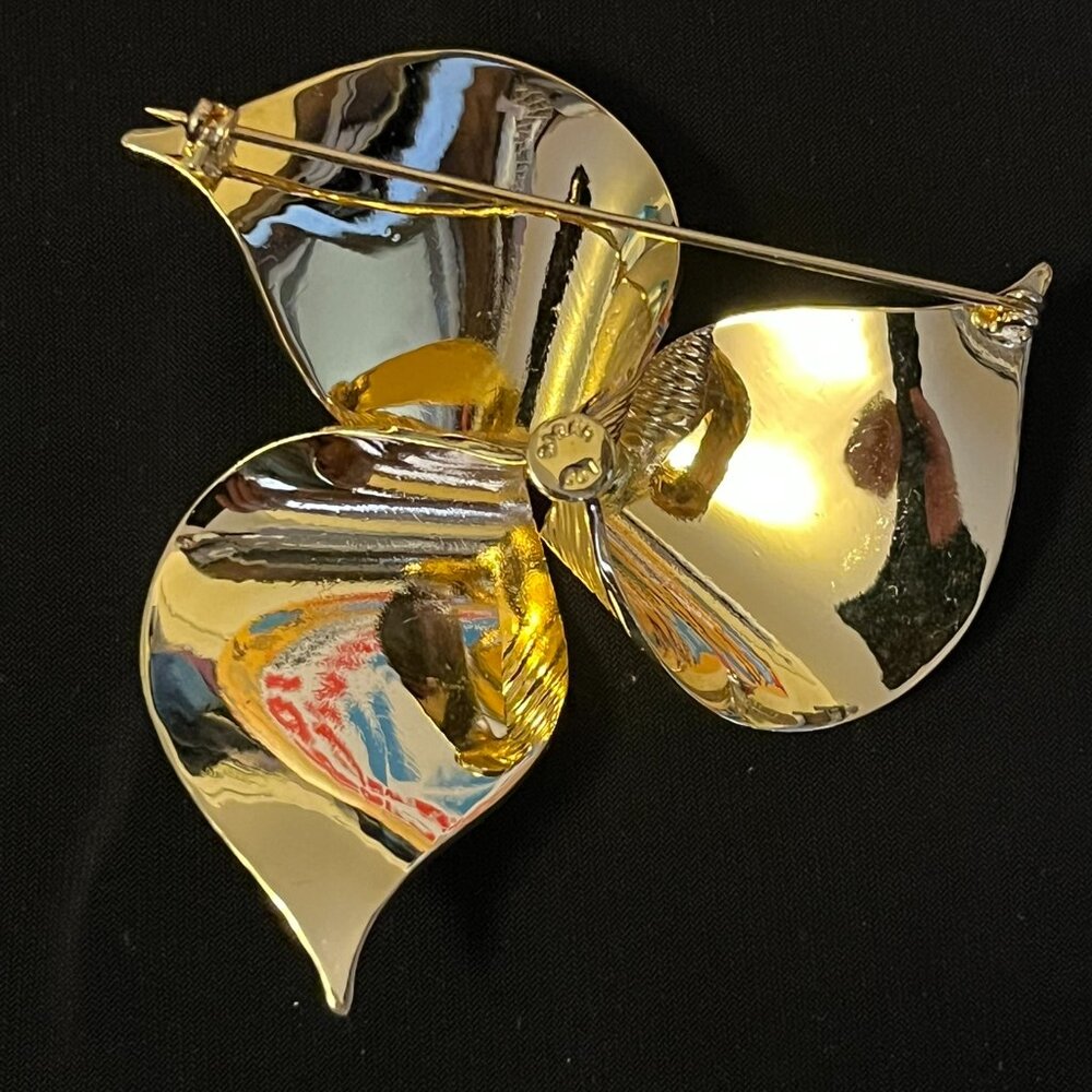 Sarah Coventry “Trillium” Brooch (1969) – Excellent Cond - Stamped Sarah Cov - Picture 2 of 9